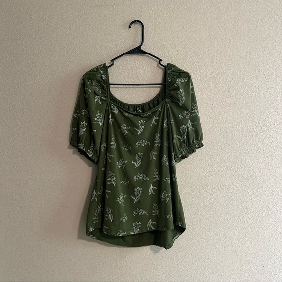 Elegantees Petunia Square Neck Floral Blouse - Picture 1 of 6